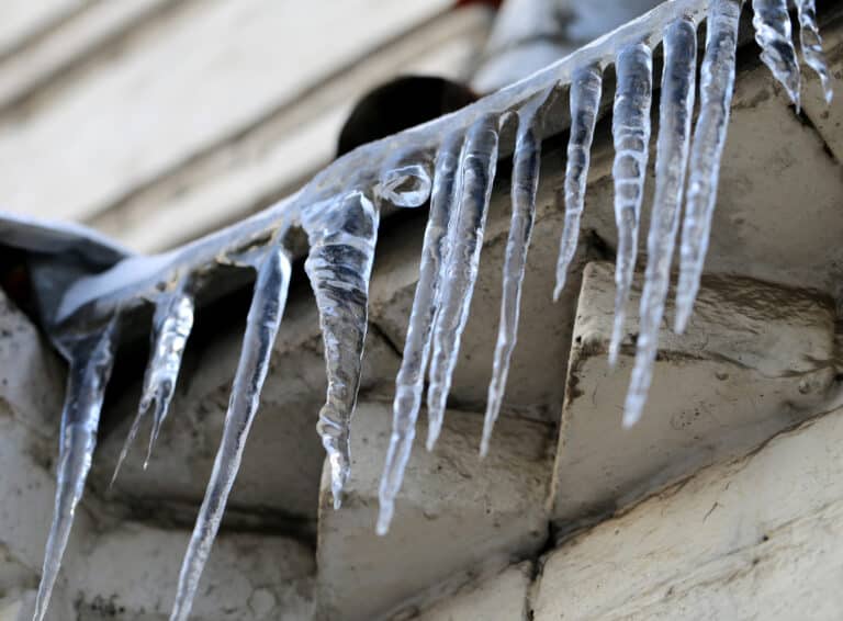 Read more about the article Three of the Most Common Winter Roofing Hazards