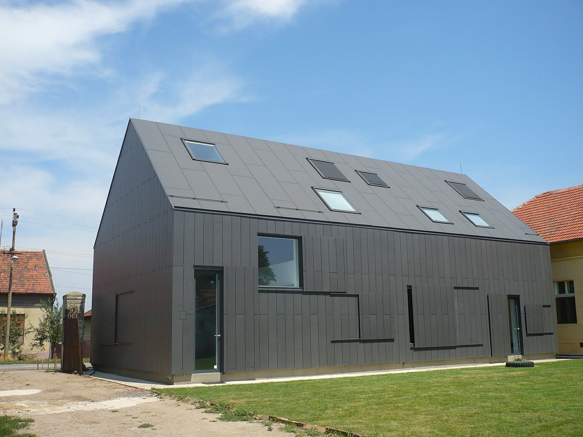 Read more about the article The Perks of Having a Skylight