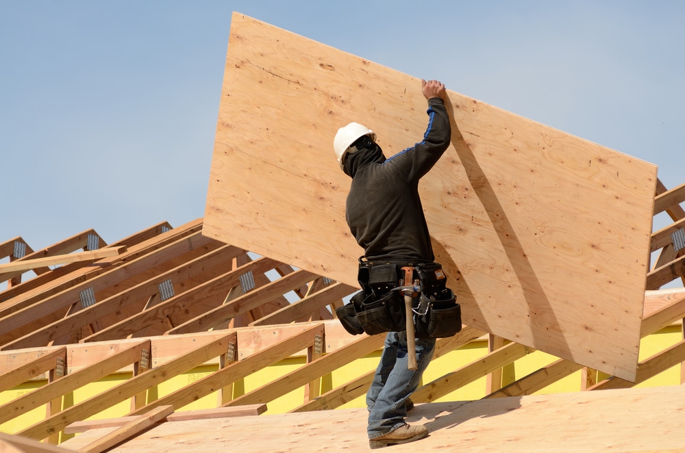 Read more about the article What is Roof Sheathing? (And Why it Matters)